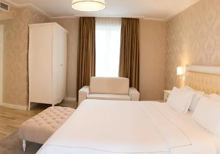 Palace & Szálloda 5*