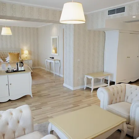 Hotel Palace & Durrës