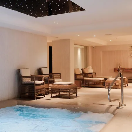 호텔 Palace & Durrës