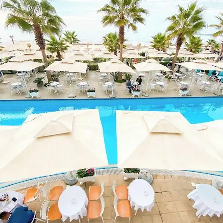 Hotel Palace &