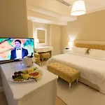 호텔 Palace & Durrës