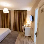 Palace & Hotel Durrës