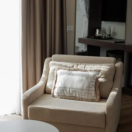 Hotel Palace & 5*