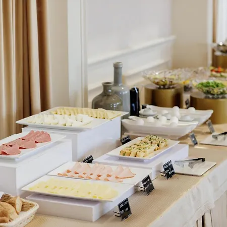 Palace & Hotel Durres