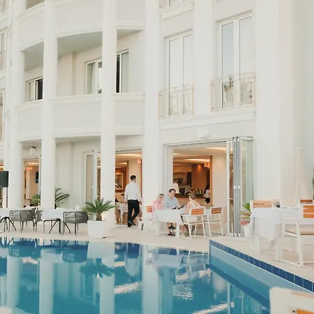 Palace & Hotel Durrës