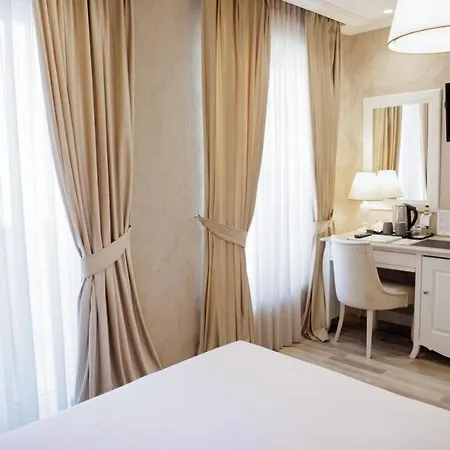 Palace & 5* דורס