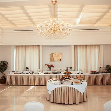 Hotel Palace &