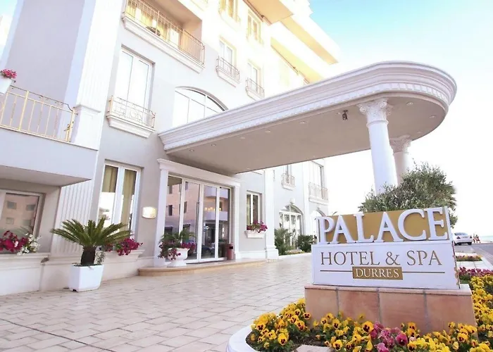 Hotel Palace &